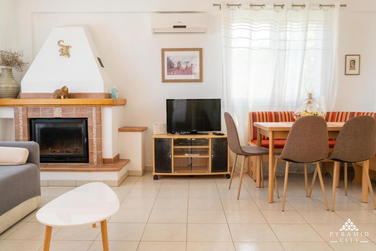 Villa Poseidon Agios Spyridon  Екстериор снимка